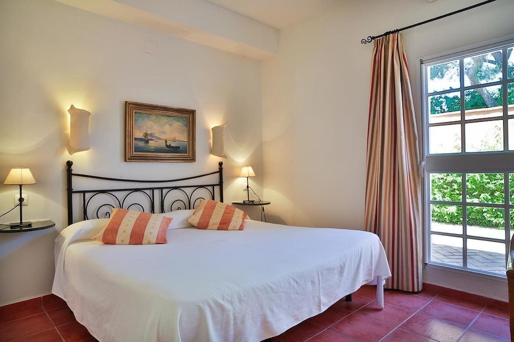 Hotel Madreselva - Grupo Califa Los Canos De Meca Ngoại thất bức ảnh