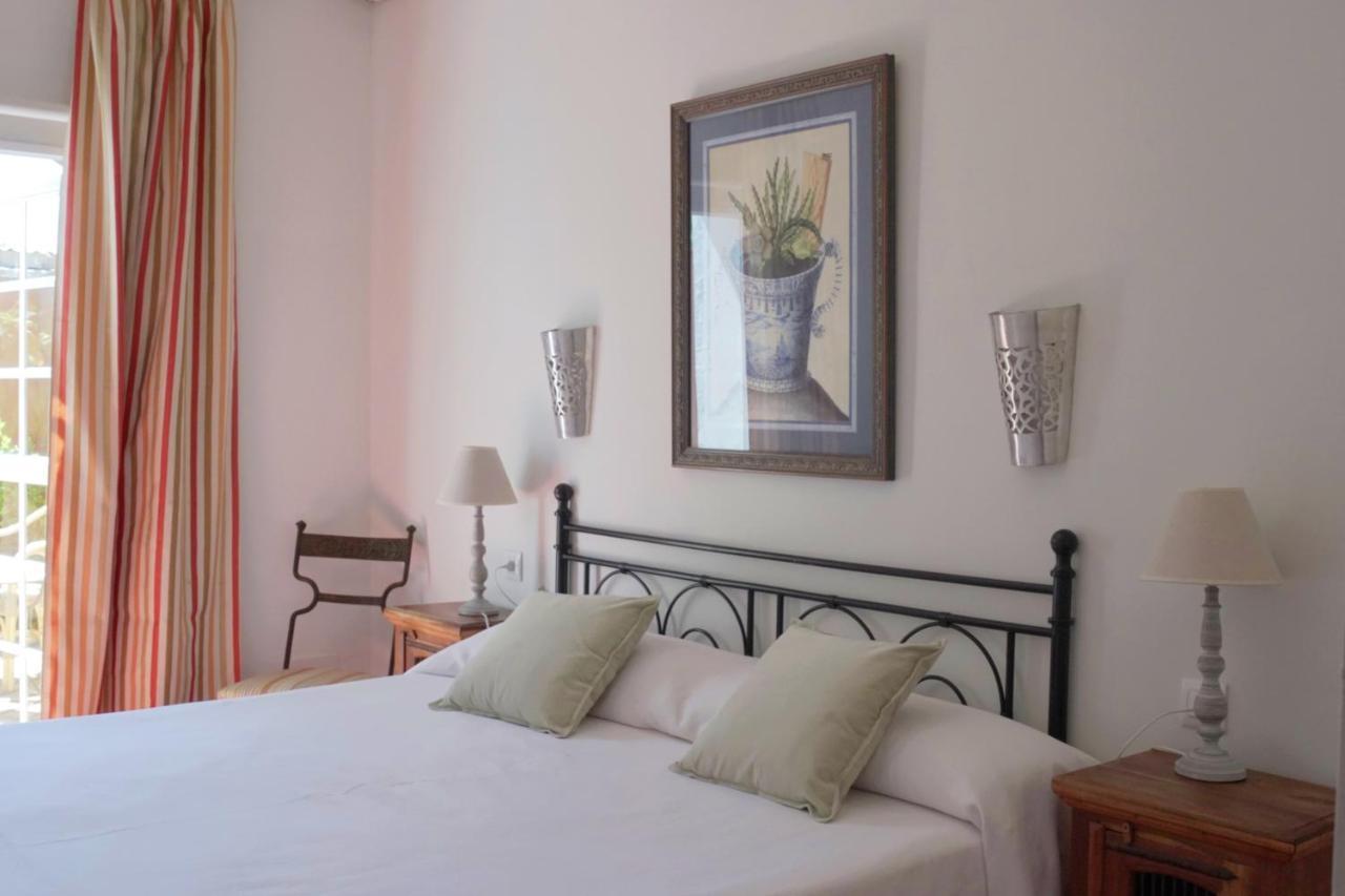 Hotel Madreselva - Grupo Califa Los Canos De Meca Ngoại thất bức ảnh