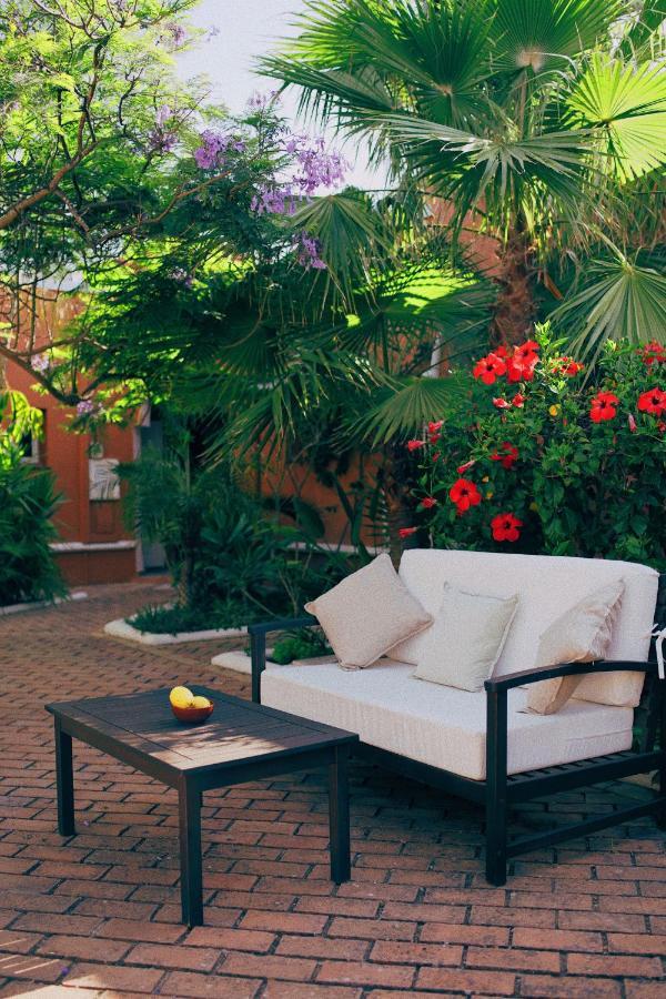 Hotel Madreselva - Grupo Califa Los Canos De Meca Ngoại thất bức ảnh