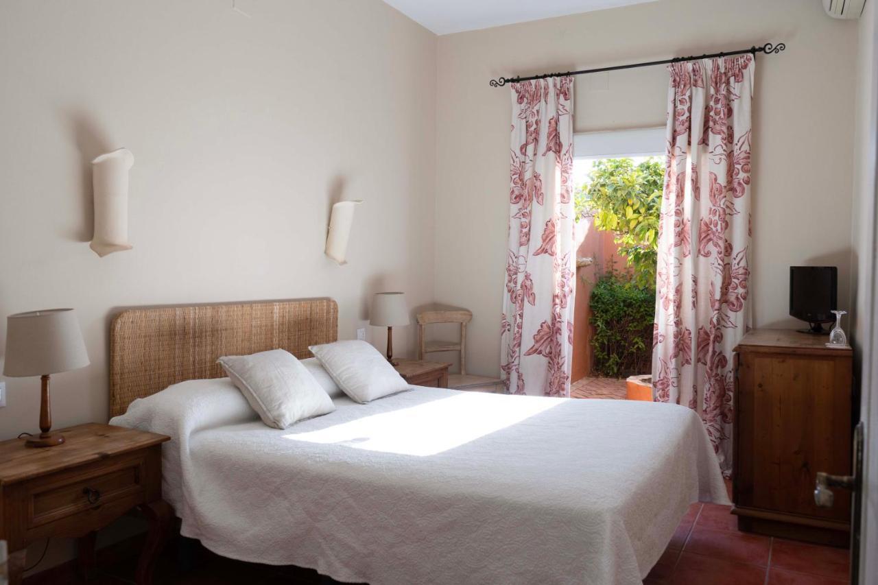 Hotel Madreselva - Grupo Califa Los Canos De Meca Ngoại thất bức ảnh
