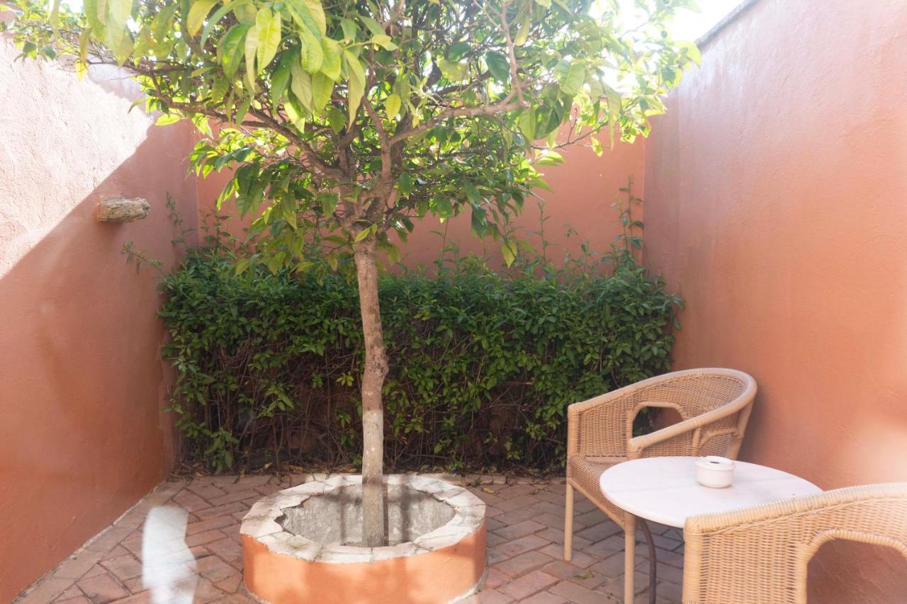 Hotel Madreselva - Grupo Califa Los Canos De Meca Ngoại thất bức ảnh